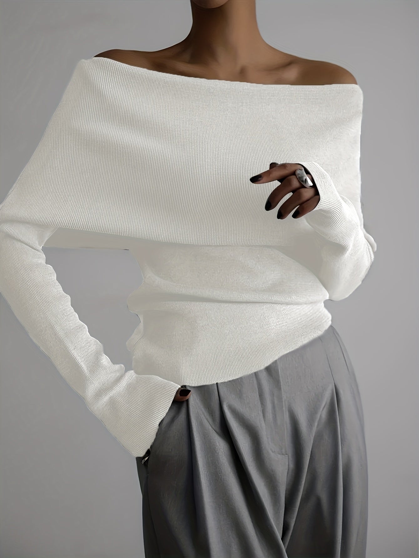 SELENA™ | Elegancki Sweter Hiszpanka z Odkrytymi Ramionami