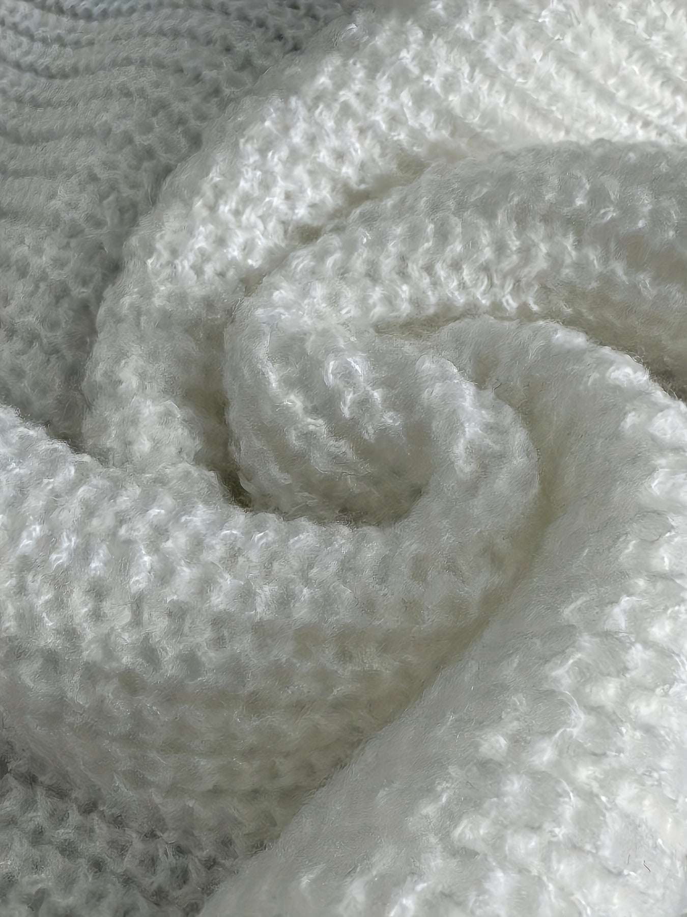 NOLIA™ | Miękki Sweter z Golfem i Dekoracyjnymi Guzikami