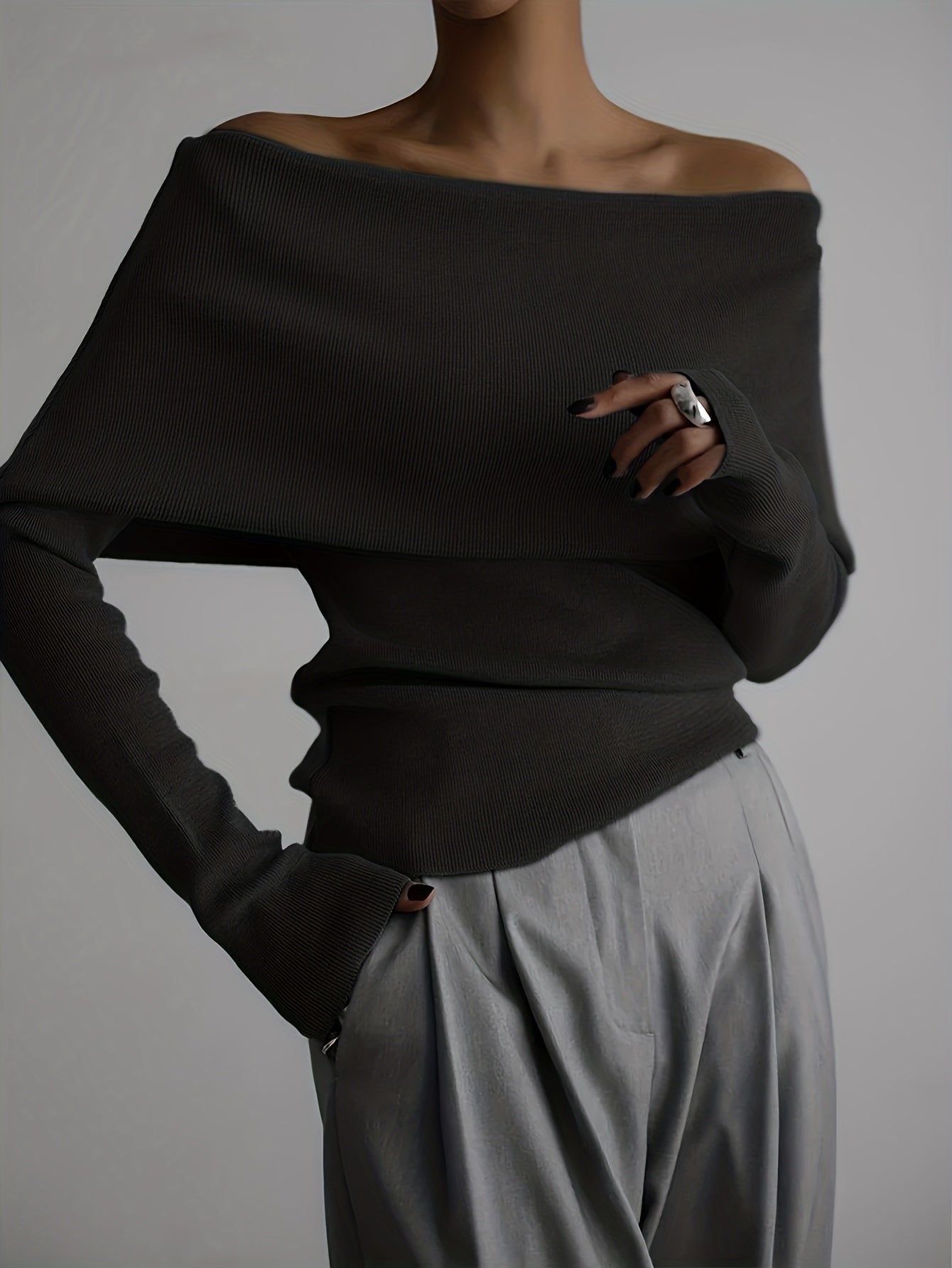 SELENA™ | Elegancki Sweter Hiszpanka z Odkrytymi Ramionami