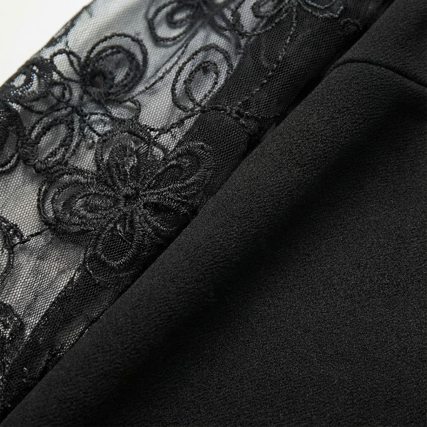 Lidia™ | Klasyczna Sukienka z Koronkowymi Rękawami