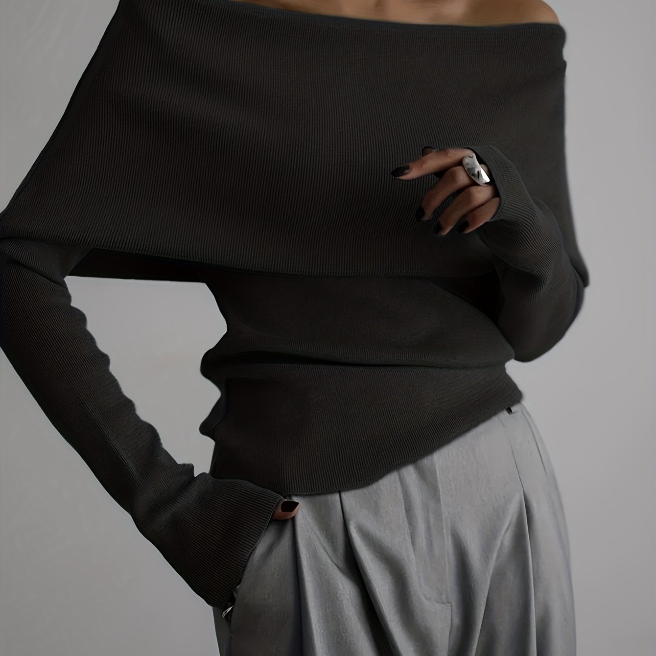 SELENA™ | Elegancki Sweter Hiszpanka z Odkrytymi Ramionami