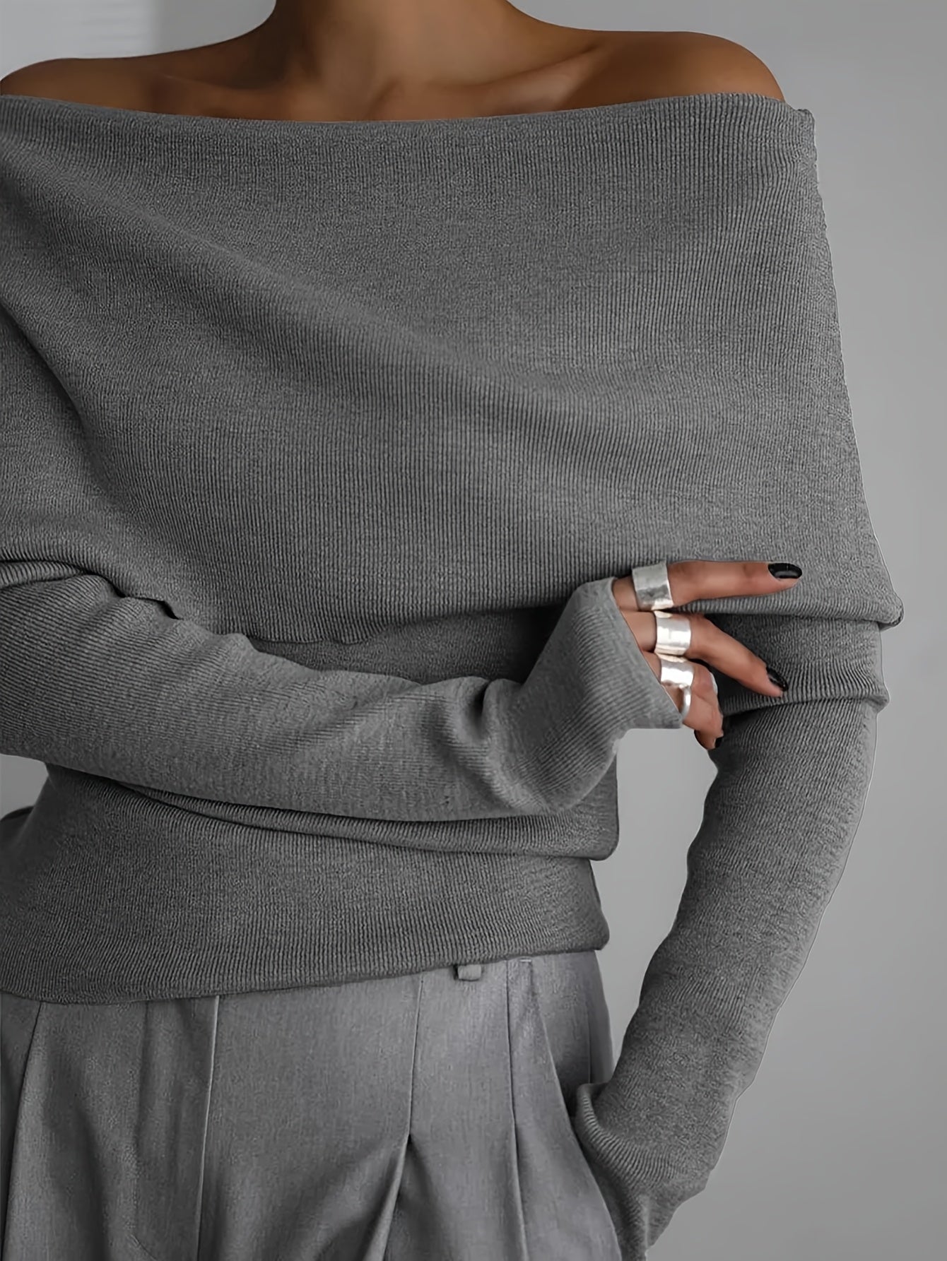 SELENA™ | Elegancki Sweter Hiszpanka z Odkrytymi Ramionami