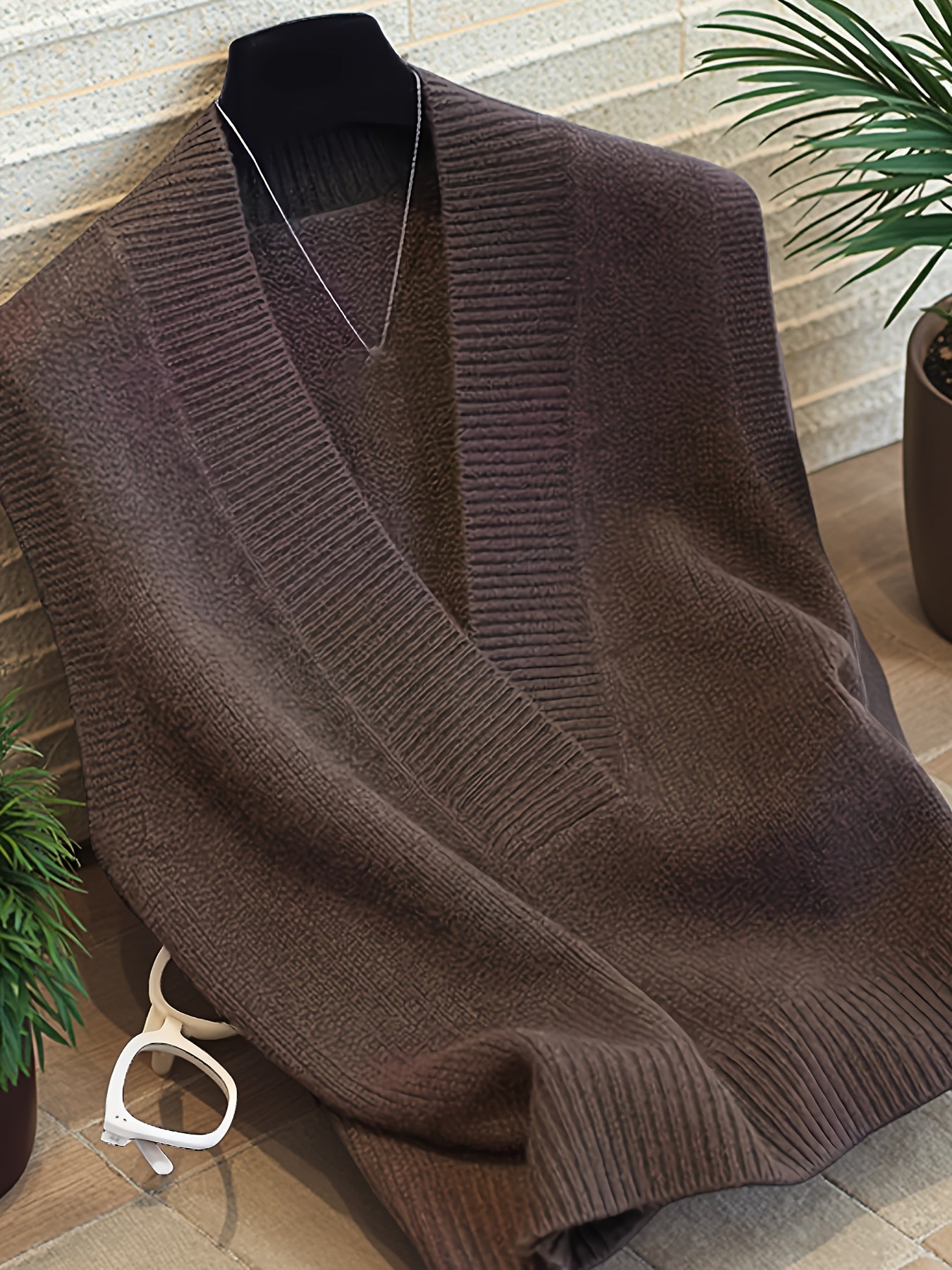 LARYSA™ | Elegancka dzianinowa kamizelka V-Neck na jesień i wiosnę