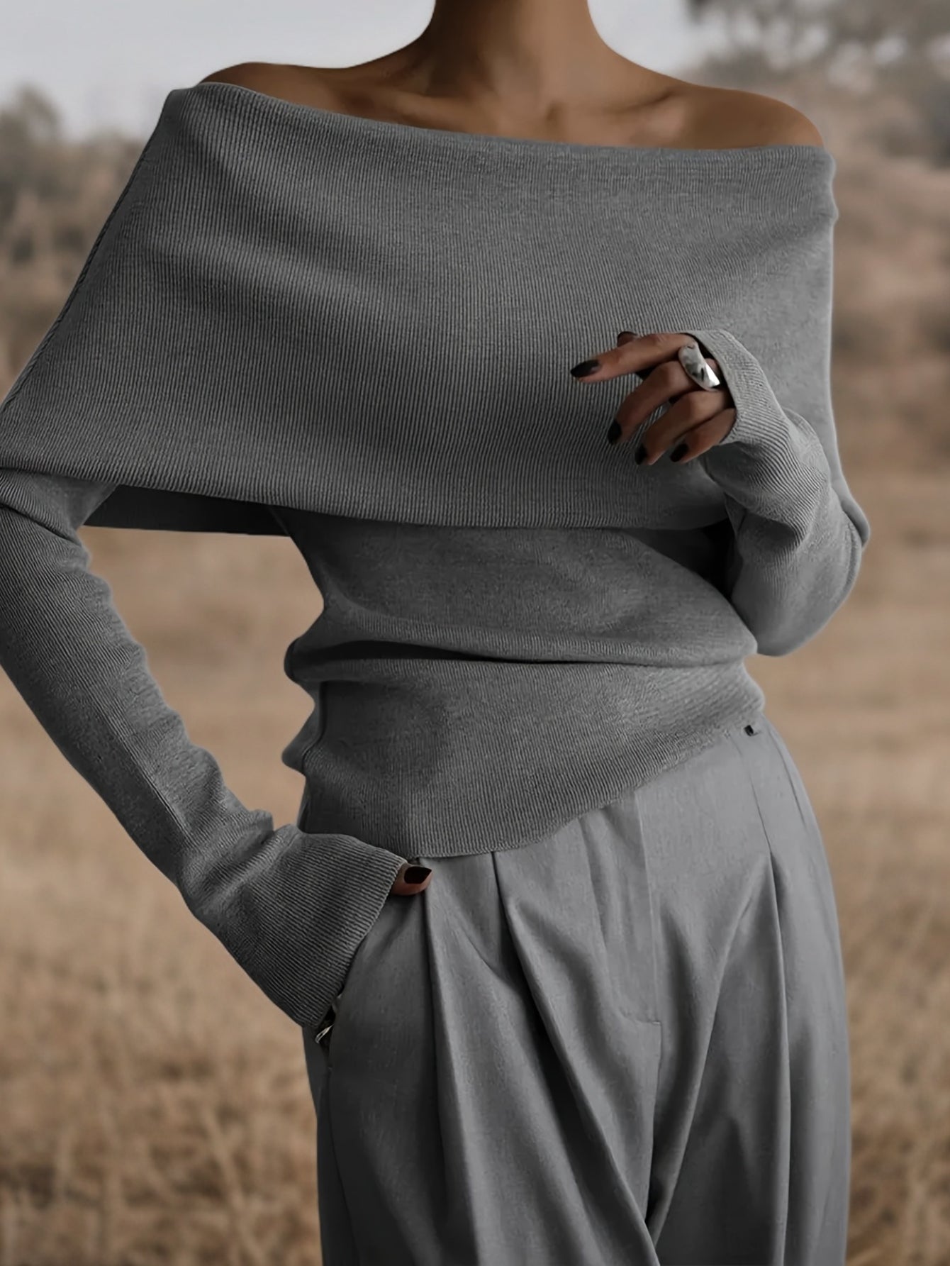 SELENA™ | Elegancki Sweter Hiszpanka z Odkrytymi Ramionami